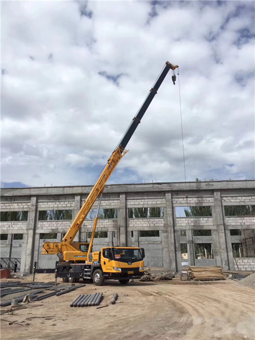 铜梁区吊装作业前会做设备检查吗？安全保障措施有哪些？