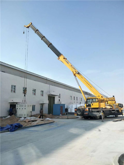 铜梁区“超载就喊停”—— 吊车的 “重量保镖” 技术